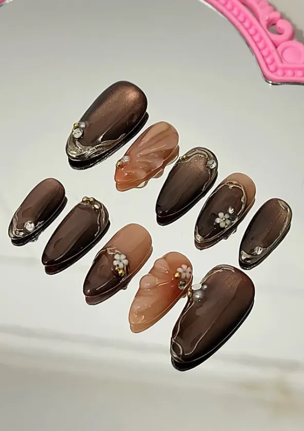 Press-on nail Nude Classic